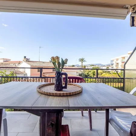 Pompeyo Ii By Interhome Cambrils