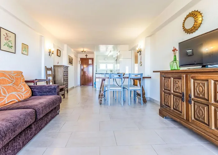 Pompeyo Ii By Interhome Cambrils